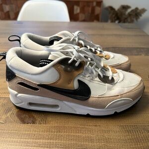 Nike Air Max 90 Futura